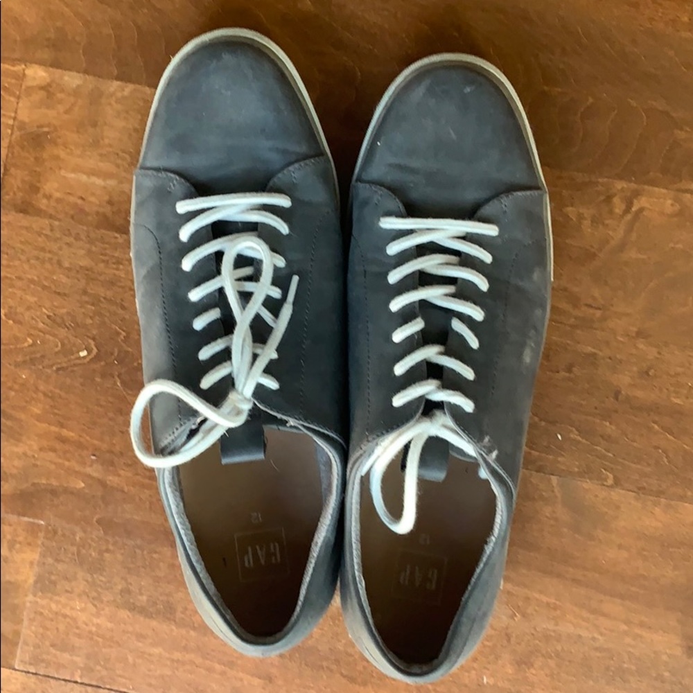 Men’s Casual gap shoes